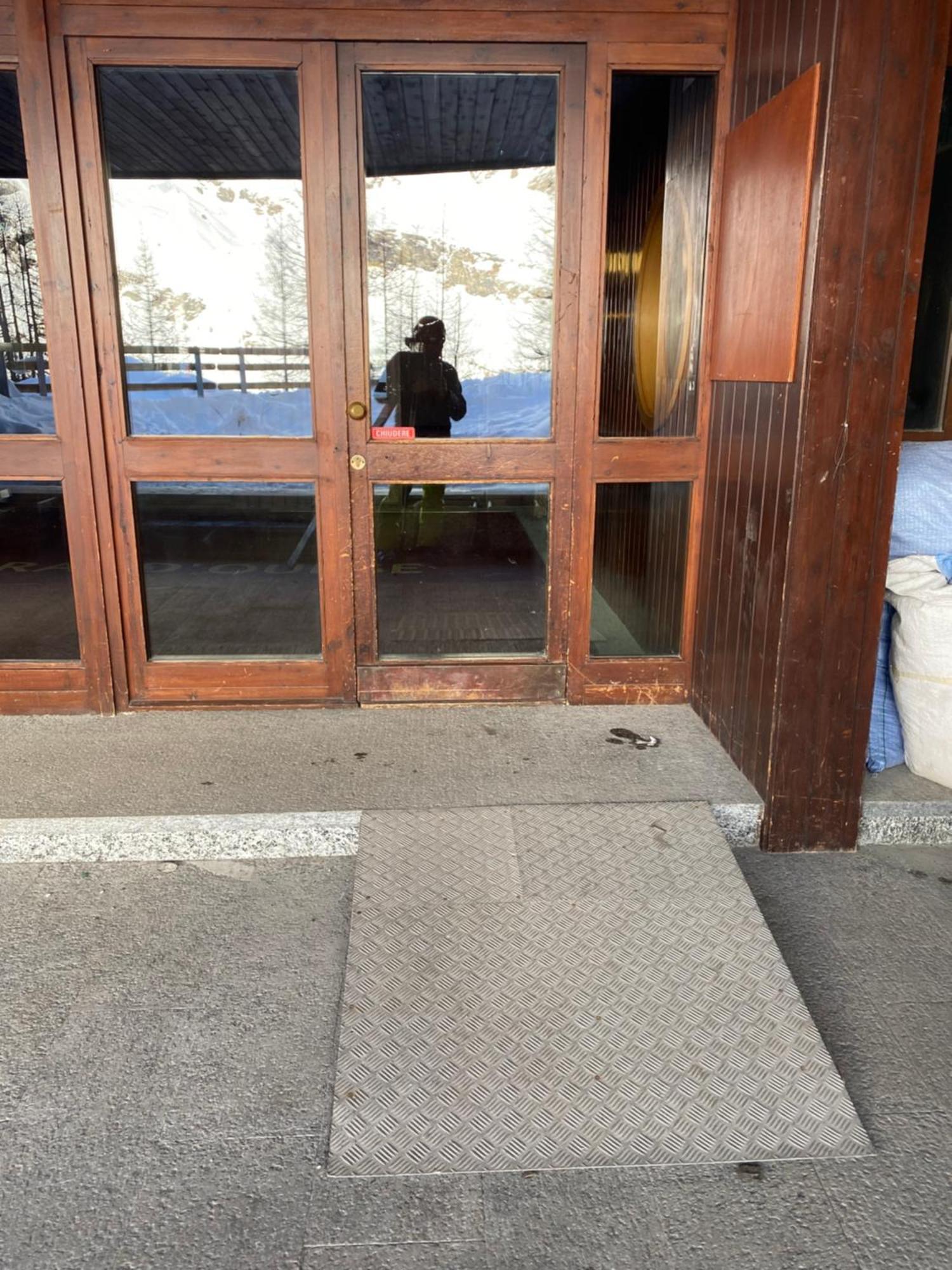 Incantevole Appartamento Stile Chalet Breuil Cervinia Exterior foto